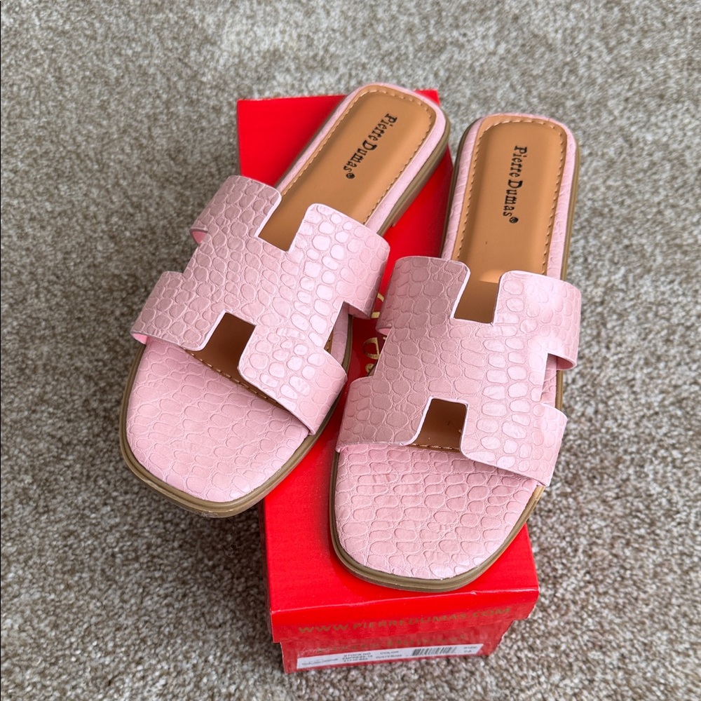 Pierre Dumas Light Pink Croc-Embossed H-Strap Slide Mules
